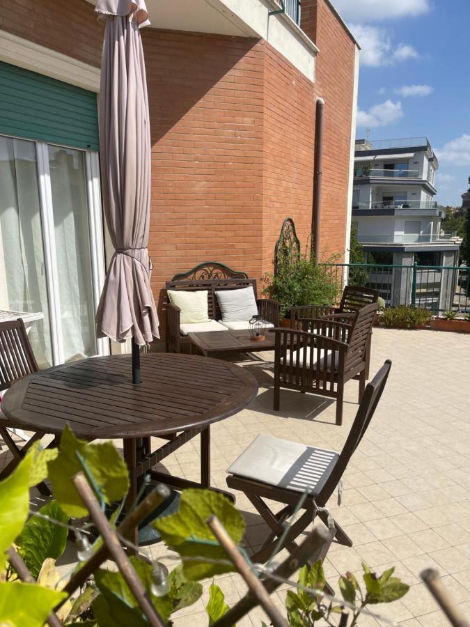 Ostia Bed And Beach Exteriör bild